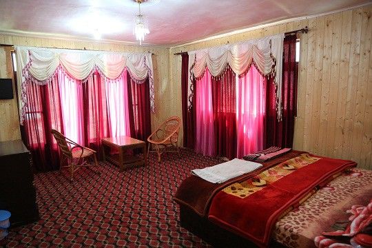 Sonāmarg Hotel Glacier Heights מראה חיצוני תמונה